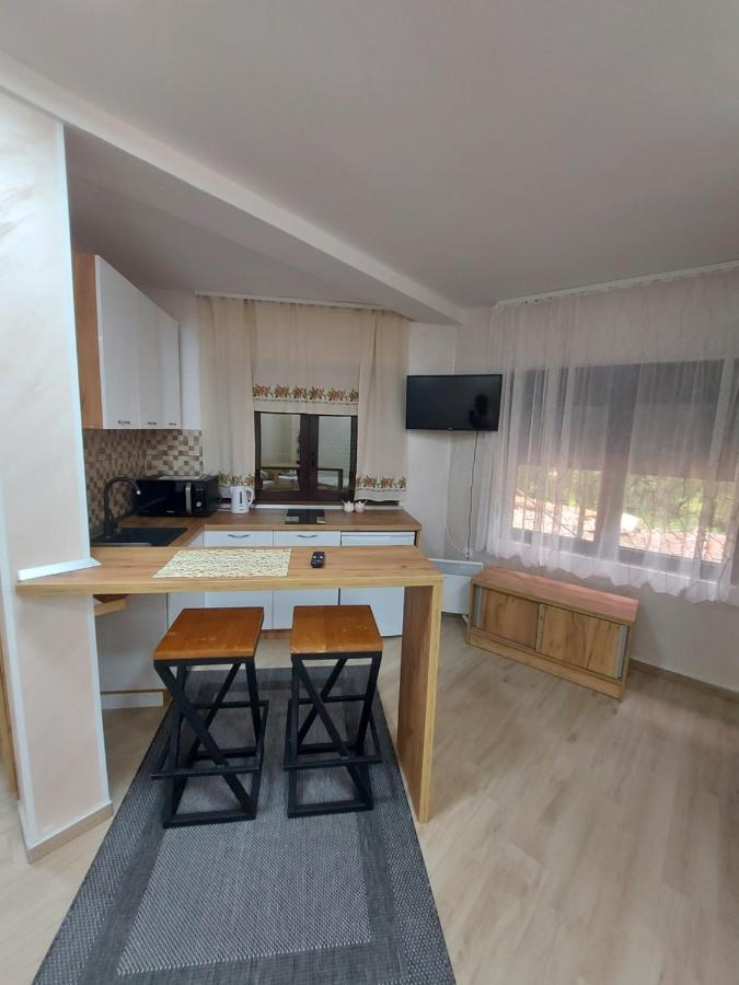 Stiv Apartmani Lukovo Exteriör bild