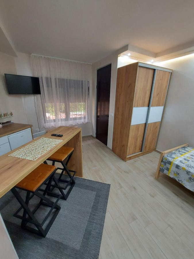 Stiv Apartmani Lukovo Exteriör bild