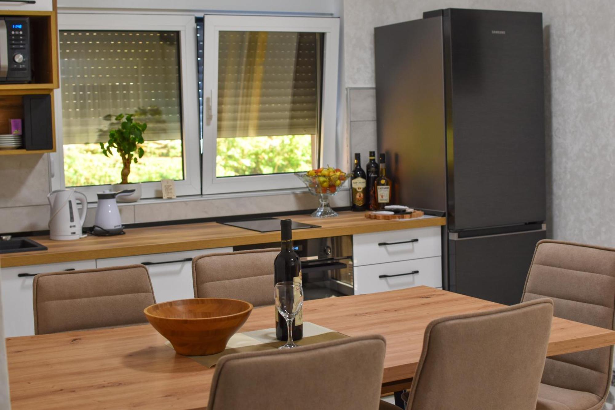 Stiv Apartmani Lukovo Exteriör bild